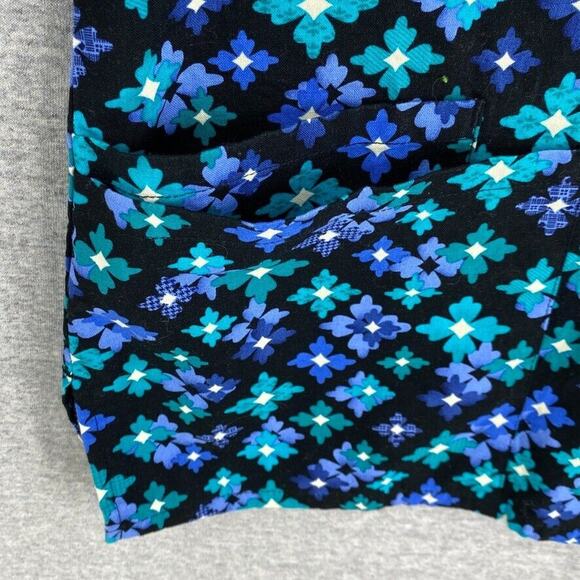 SB Scrubs Top Womens Small Black Blue Floral Short Sleeve Healthcare Nursing - Picture 8 of 12